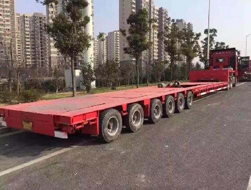超大件設(shè)備運輸車